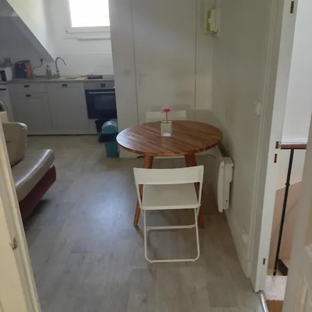 Cozy Retreat For 2 People Apartment